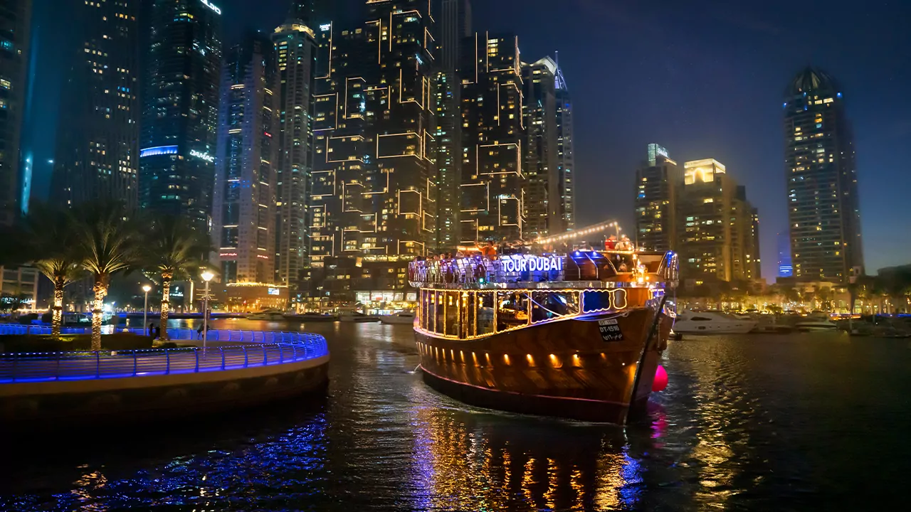 Dhow Cruise Dinners in Dubai