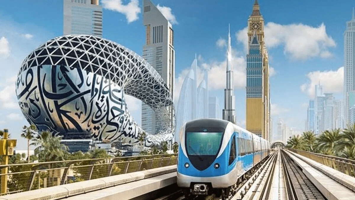Dubai Metro Guide for Tourists: Nol Card & Map Explained