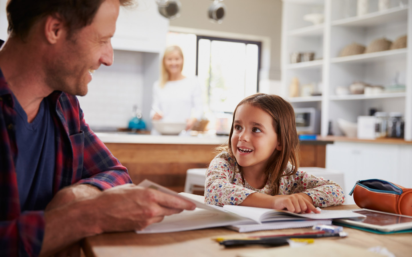 Homeschooling in Dubai: Legal Requirements, Communities & Curriculum Support