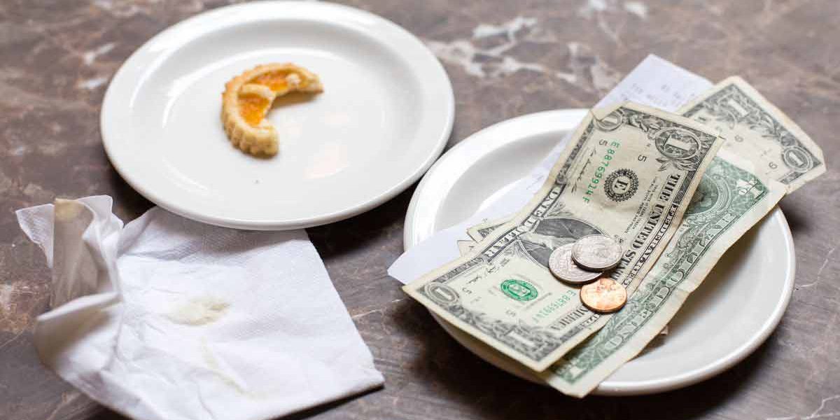 Tipping in Dubai : Who, When, and How Much to Give?